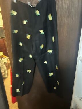 Women’s Talbots Black Lemon Print Irish linen Pants